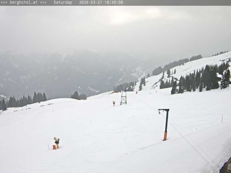Archiv Foto Webcam Saalbach Hinterglemm - Berghotel Seidl-Alm