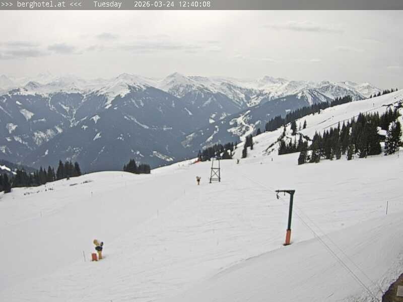 Archiv Foto Webcam Saalbach Hinterglemm - Berghotel Seidl-Alm