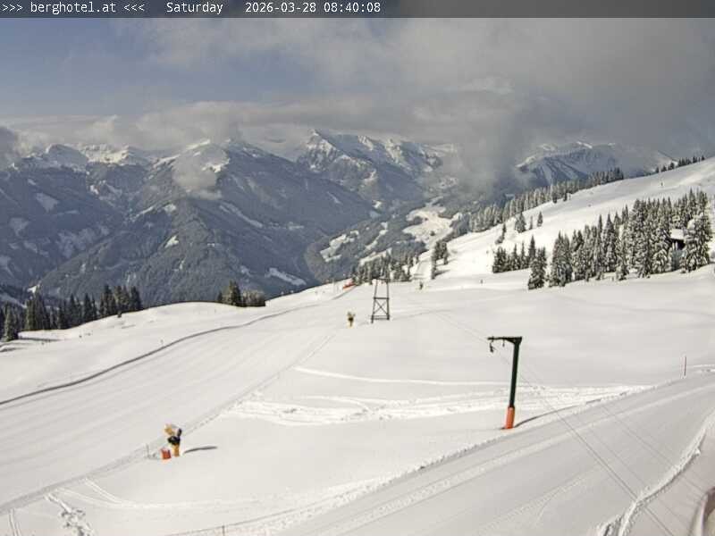 Archiv Foto Webcam Saalbach Hinterglemm - Berghotel Seidl-Alm