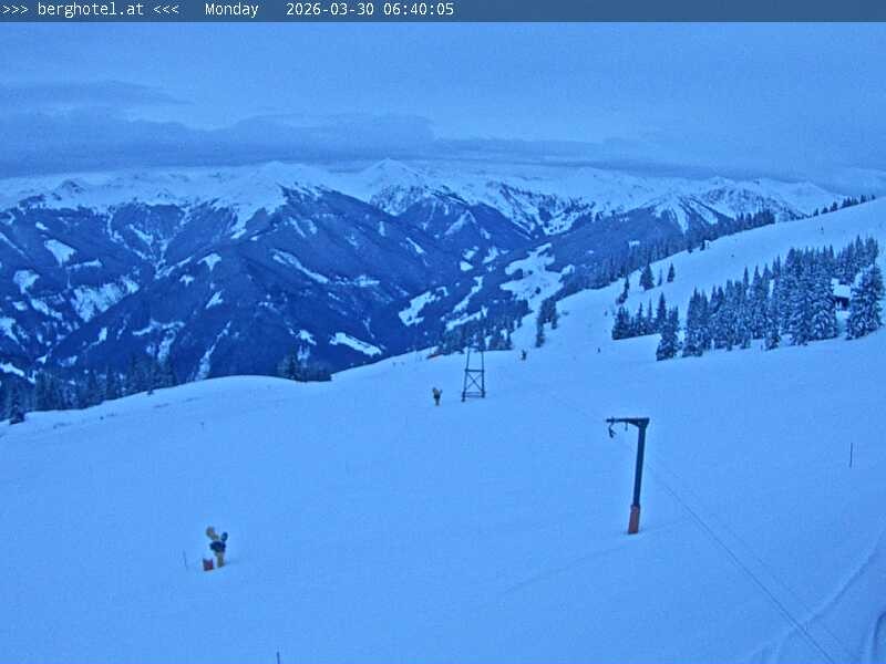 Archiv Foto Webcam Saalbach Hinterglemm - Berghotel Seidl-Alm
