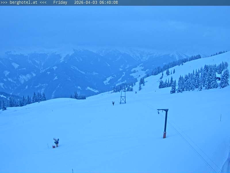 Archiv Foto Webcam Saalbach Hinterglemm - Berghotel Seidl-Alm