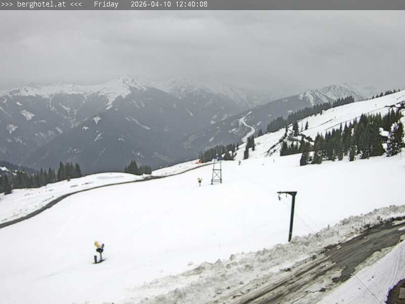 Archiv Foto Webcam Saalbach Hinterglemm - Berghotel Seidl-Alm