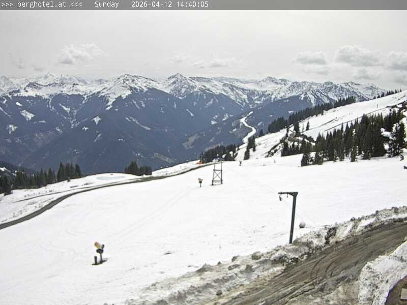 Archived image Webcam Saalbach - View from Seidl Alm