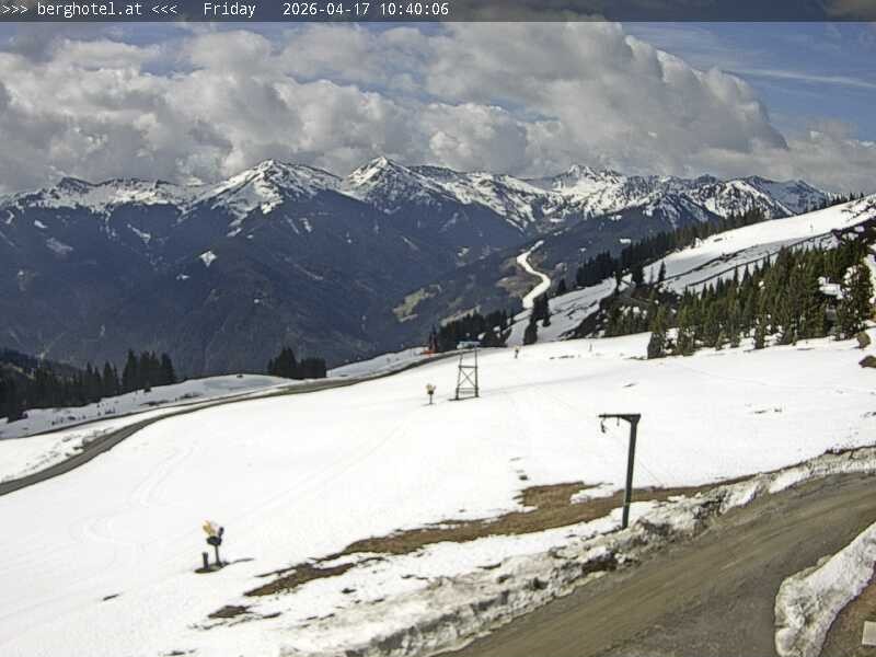 Archived image Webcam Saalbach - View from Seidl Alm