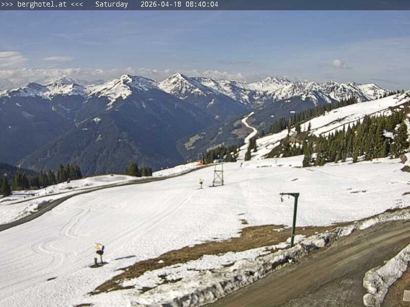 Archiv Foto Webcam Saalbach Hinterglemm - Berghotel Seidl-Alm