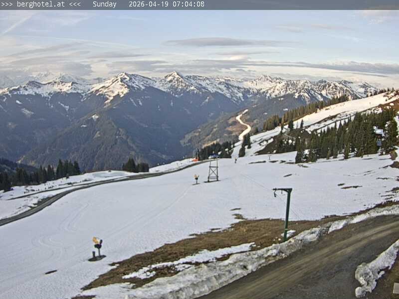 Archived image Webcam Saalbach - View from Seidl Alm