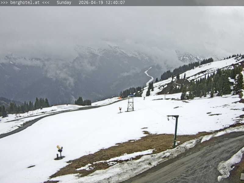 Archiv Foto Webcam Saalbach Hinterglemm - Berghotel Seidl-Alm