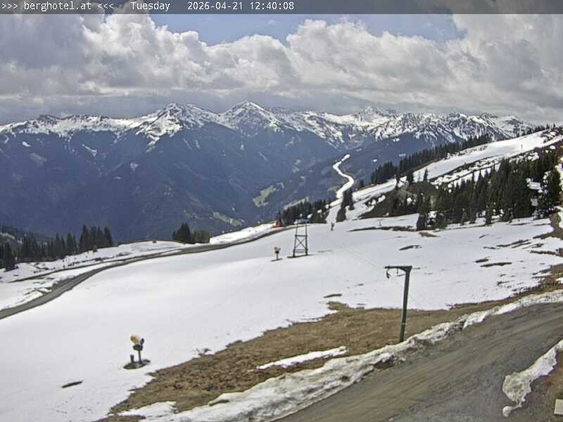 Archiv Foto Webcam Saalbach Hinterglemm - Berghotel Seidl-Alm