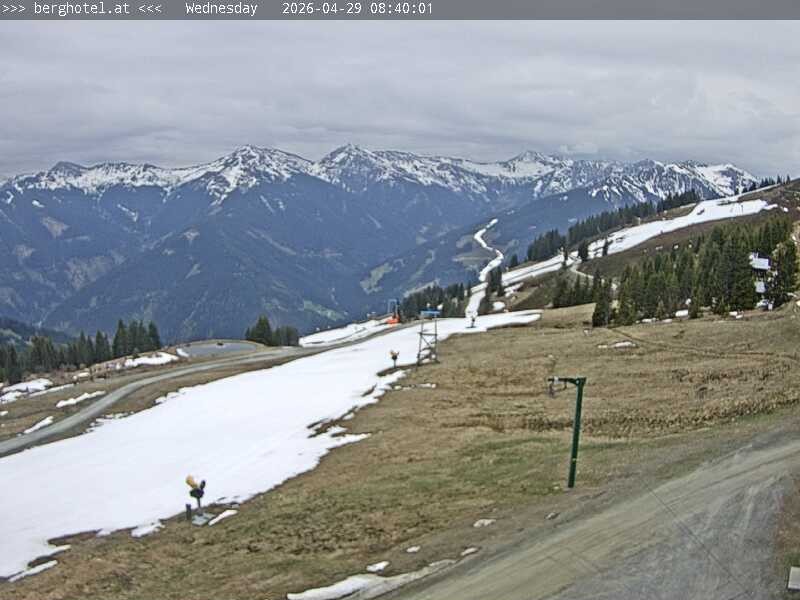 Archiv Foto Webcam Saalbach Hinterglemm - Berghotel Seidl-Alm