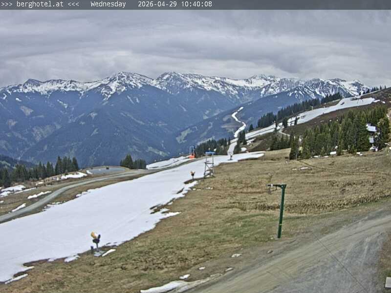 Archiv Foto Webcam Saalbach Hinterglemm - Berghotel Seidl-Alm
