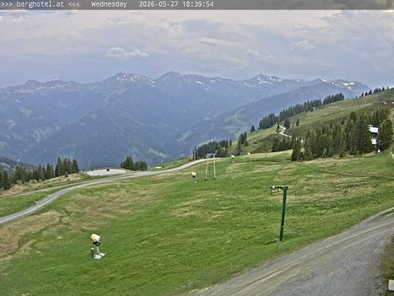 Archived image Webcam Saalbach - View from Seidl Alm