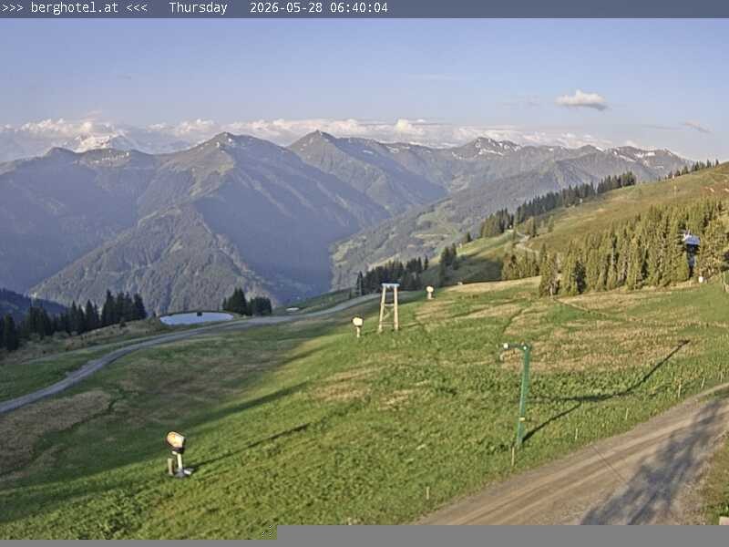 Archiv Foto Webcam Saalbach Hinterglemm - Berghotel Seidl-Alm