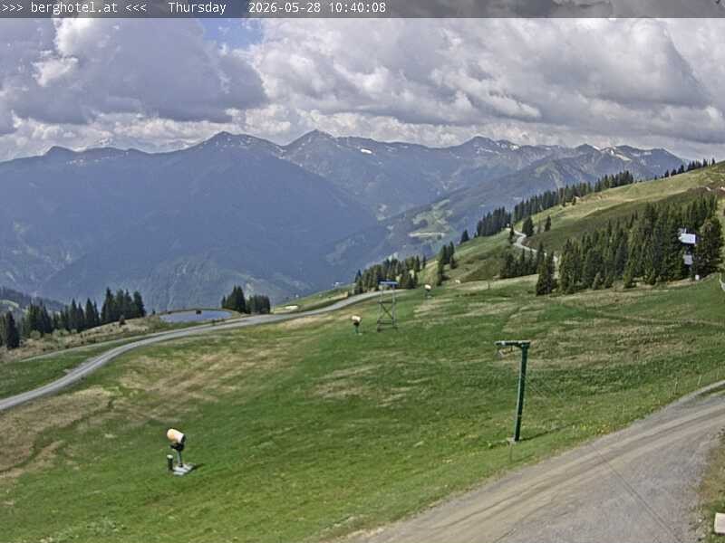 Archived image Webcam Saalbach - View from Seidl Alm