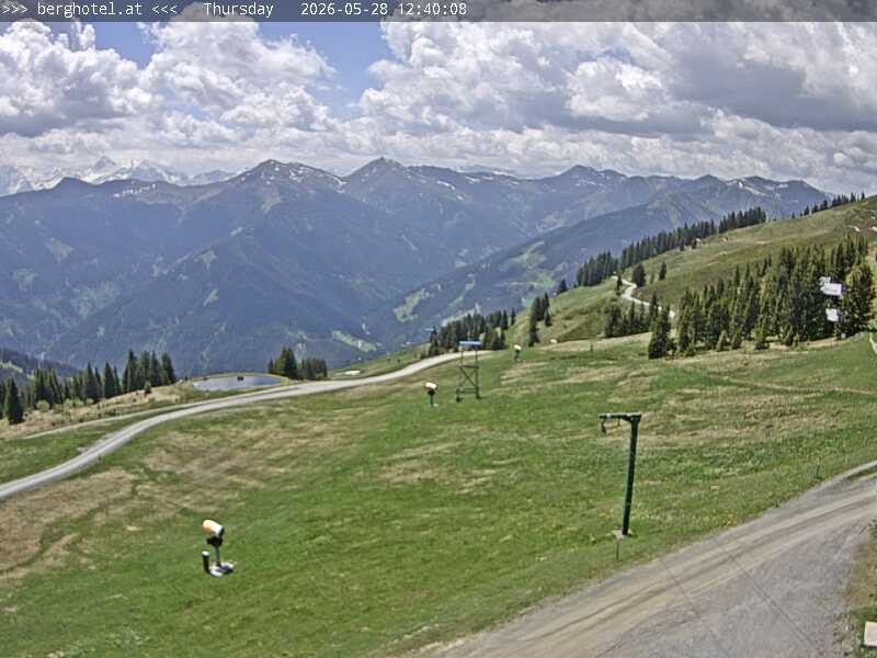 Archived image Webcam Saalbach - View from Seidl Alm