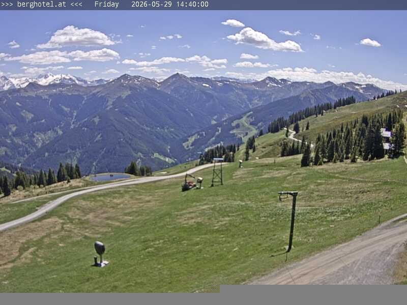 Archived image Webcam Saalbach - View from Seidl Alm