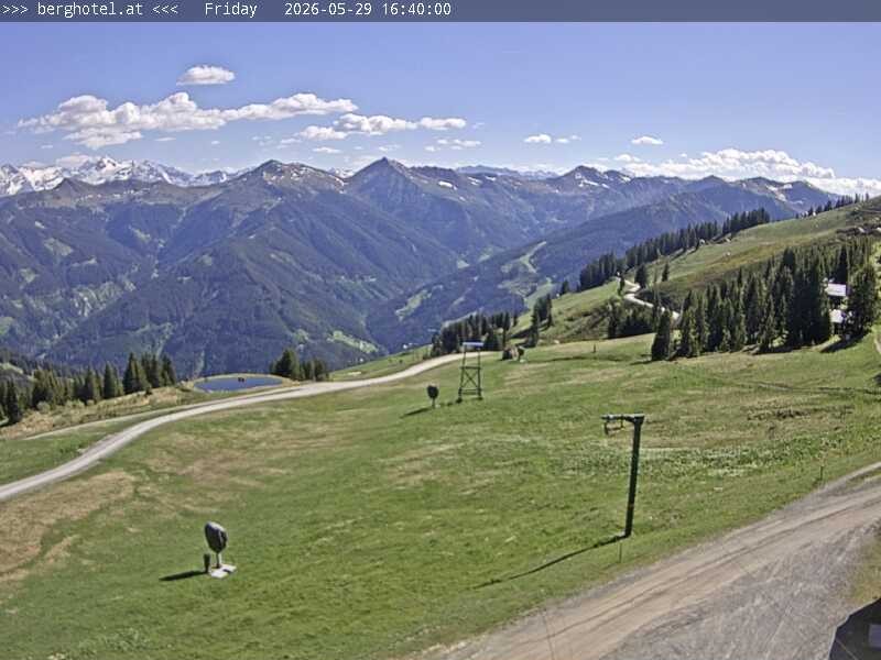 Archived image Webcam Saalbach - View from Seidl Alm