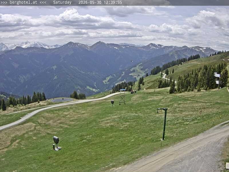 Archiv Foto Webcam Saalbach Hinterglemm - Berghotel Seidl-Alm