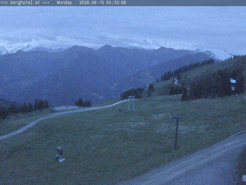 Archived image Webcam Saalbach - View from Seidl Alm