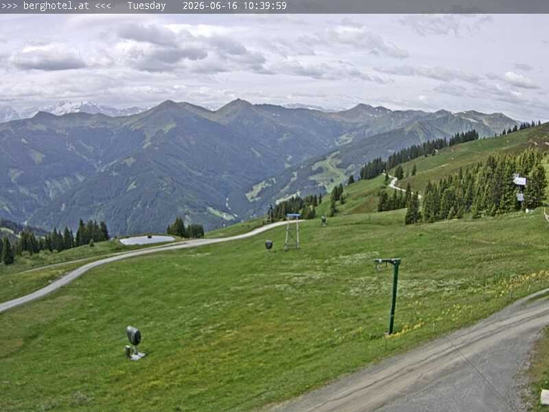 Archiv Foto Webcam Saalbach Hinterglemm - Berghotel Seidl-Alm