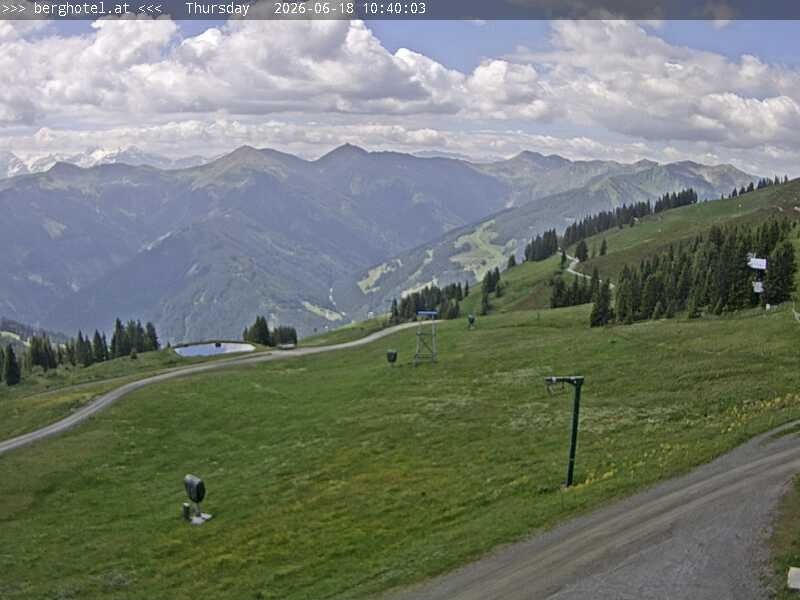 Archiv Foto Webcam Saalbach Hinterglemm - Berghotel Seidl-Alm