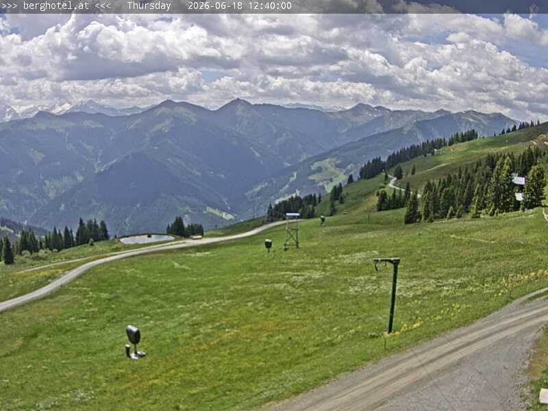 Archiv Foto Webcam Saalbach Hinterglemm - Berghotel Seidl-Alm