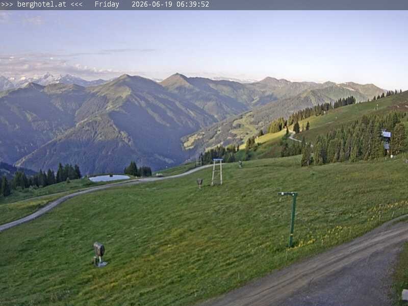 Archiv Foto Webcam Saalbach Hinterglemm - Berghotel Seidl-Alm