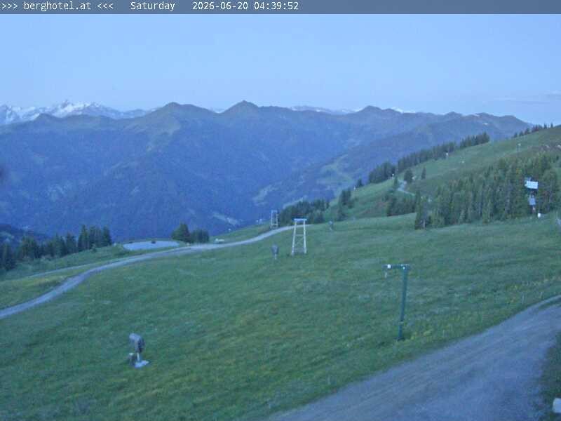 Archiv Foto Webcam Saalbach Hinterglemm - Berghotel Seidl-Alm