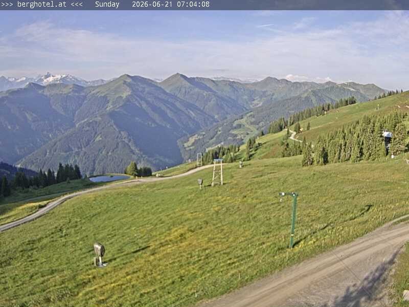 Archiv Foto Webcam Saalbach Hinterglemm - Berghotel Seidl-Alm