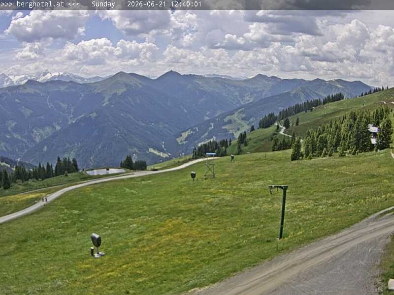Archiv Foto Webcam Saalbach Hinterglemm - Berghotel Seidl-Alm
