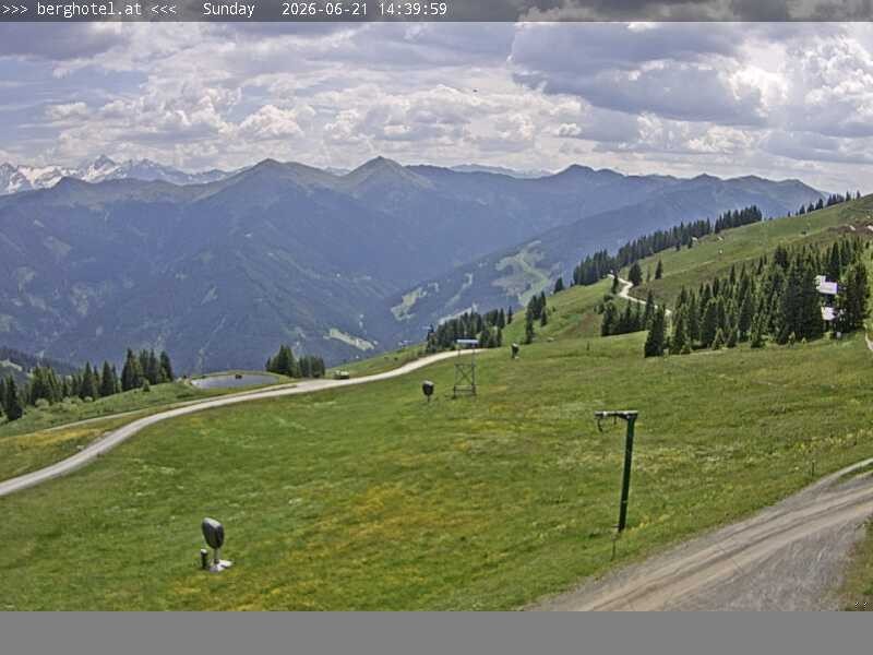 Archiv Foto Webcam Saalbach Hinterglemm - Berghotel Seidl-Alm