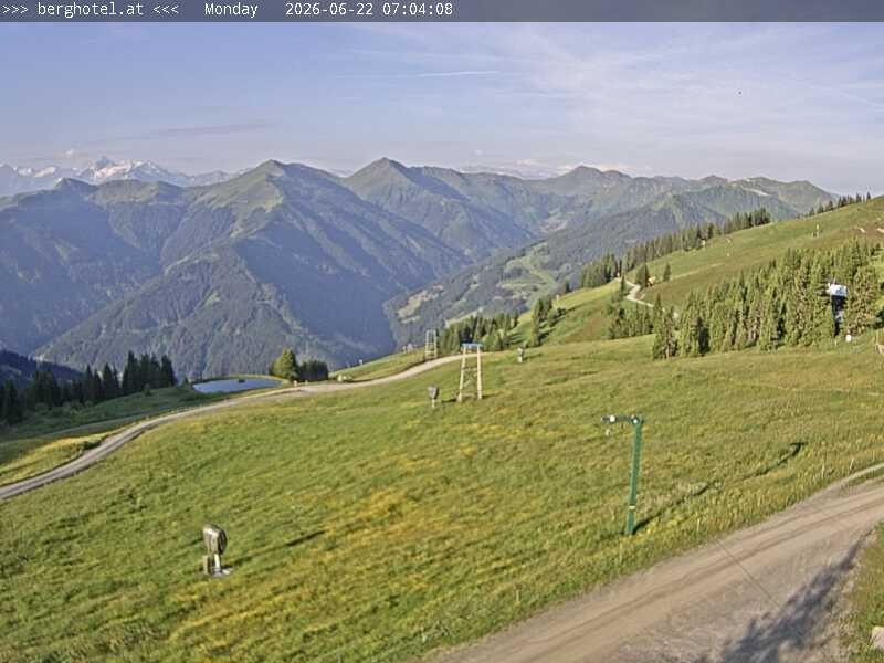Archiv Foto Webcam Saalbach Hinterglemm - Berghotel Seidl-Alm