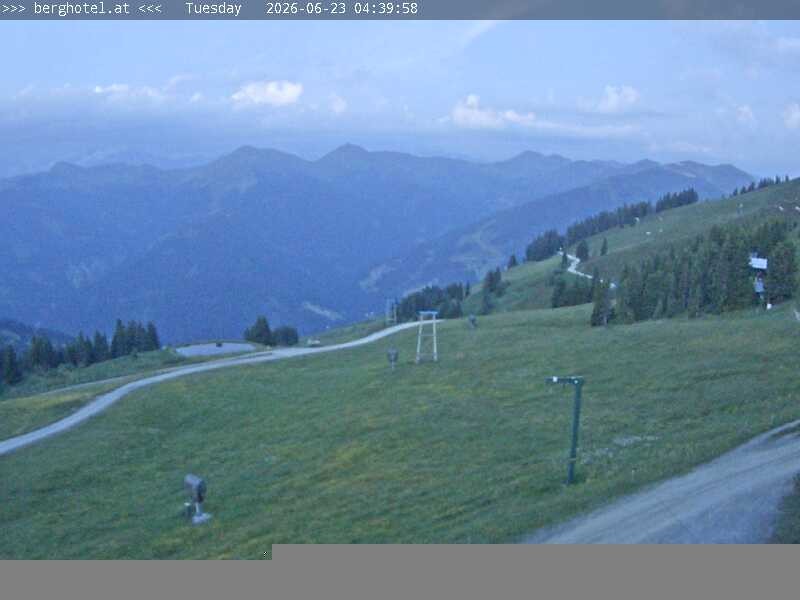 Archiv Foto Webcam Saalbach Hinterglemm - Berghotel Seidl-Alm