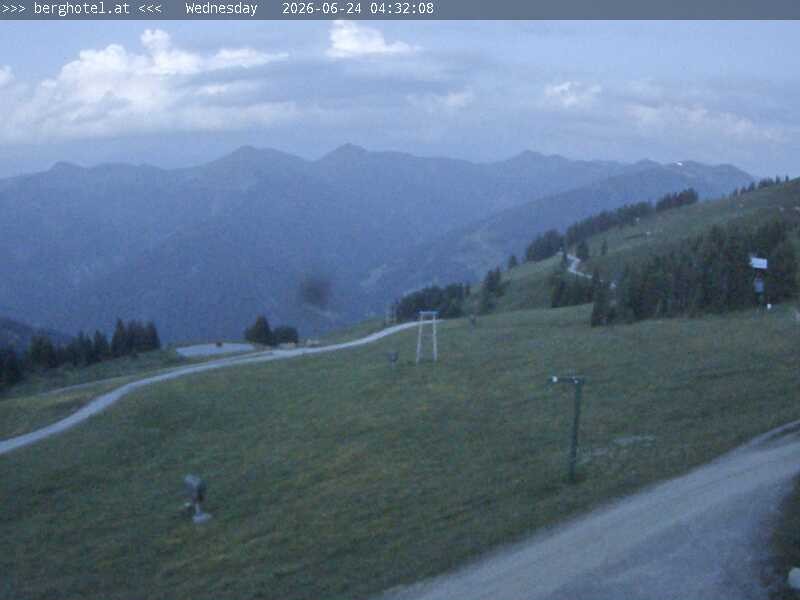 Archiv Foto Webcam Saalbach Hinterglemm - Berghotel Seidl-Alm