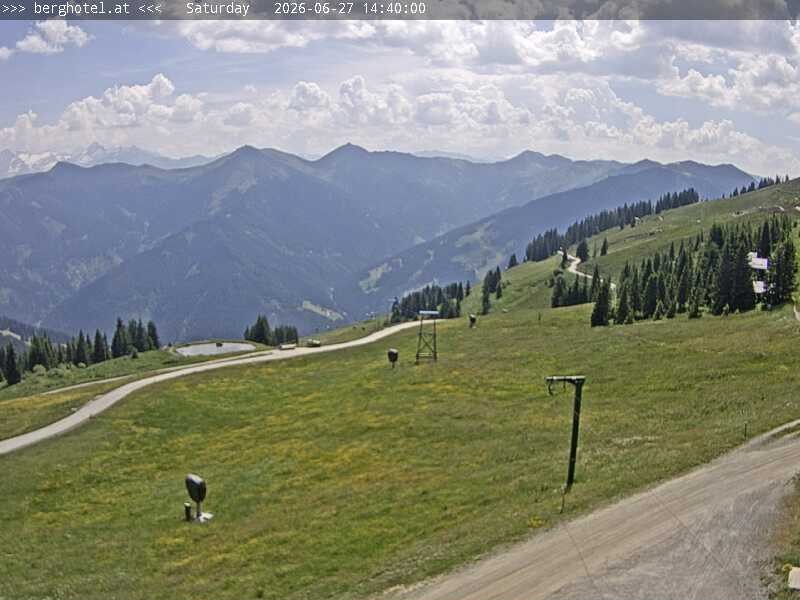 Archiv Foto Webcam Saalbach Hinterglemm - Berghotel Seidl-Alm