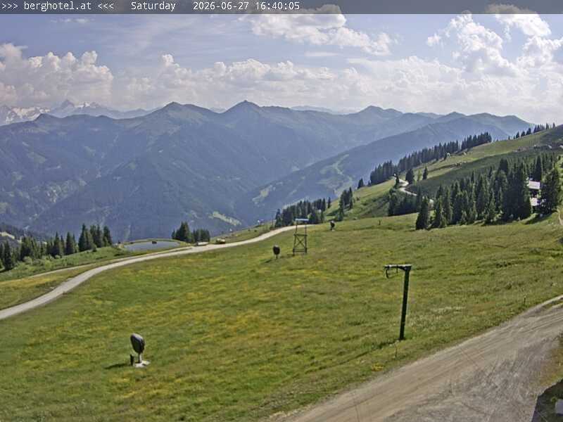 Archiv Foto Webcam Saalbach Hinterglemm - Berghotel Seidl-Alm