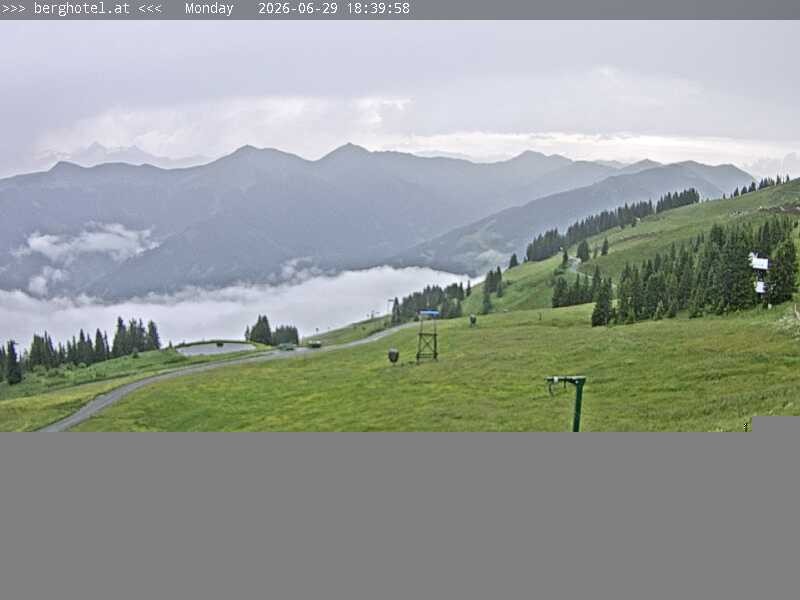 Archiv Foto Webcam Saalbach Hinterglemm - Berghotel Seidl-Alm