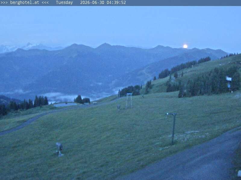 Archiv Foto Webcam Saalbach Hinterglemm - Berghotel Seidl-Alm