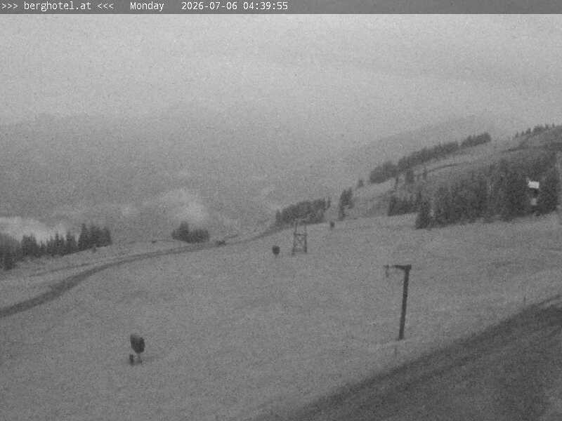 Archiv Foto Webcam Saalbach Hinterglemm - Berghotel Seidl-Alm