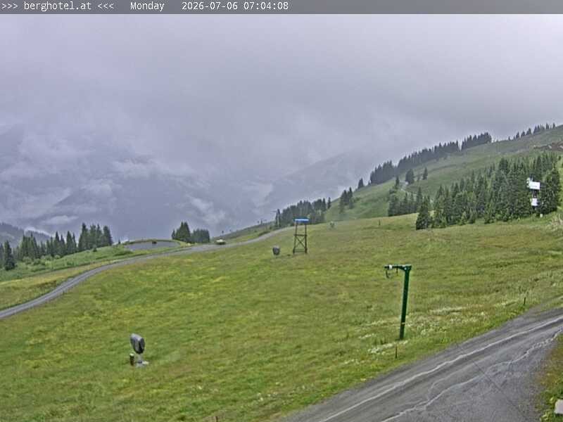 Archiv Foto Webcam Saalbach Hinterglemm - Berghotel Seidl-Alm