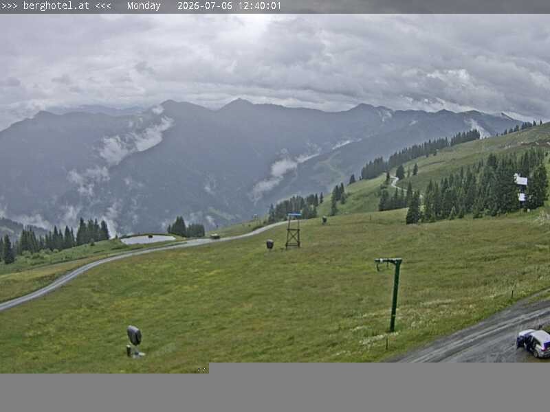 Archiv Foto Webcam Saalbach Hinterglemm - Berghotel Seidl-Alm