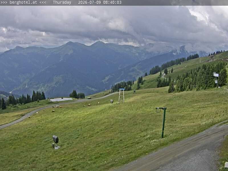 Archived image Webcam Saalbach - View from Seidl Alm