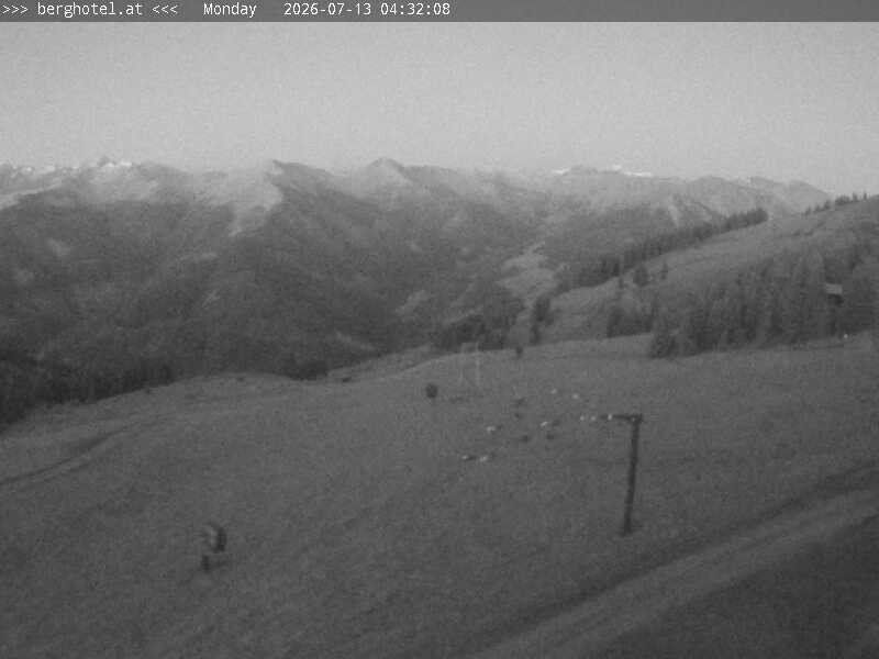 Archiv Foto Webcam Saalbach Hinterglemm - Berghotel Seidl-Alm