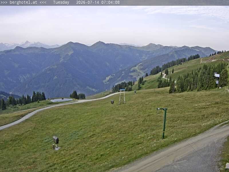 Archiv Foto Webcam Saalbach Hinterglemm - Berghotel Seidl-Alm