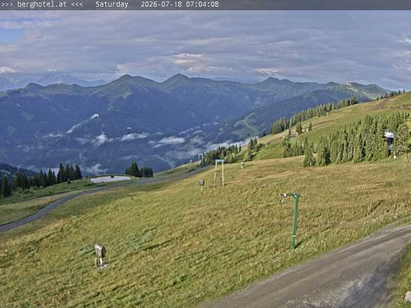 Archived image Webcam Saalbach - View from Seidl Alm