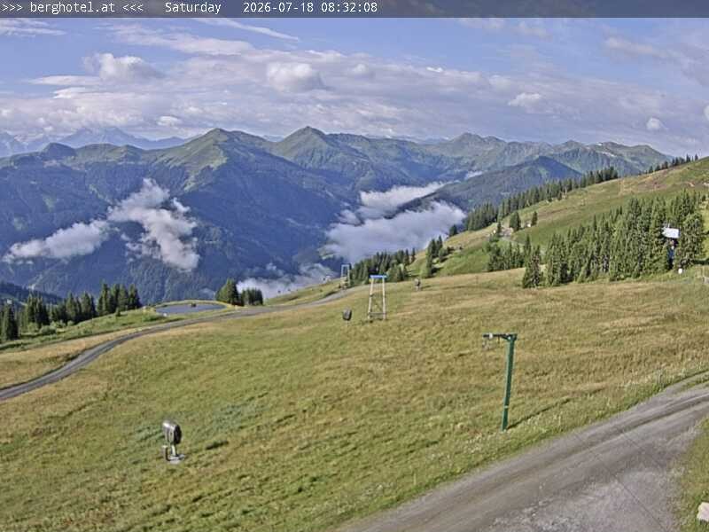 Archived image Webcam Saalbach - View from Seidl Alm