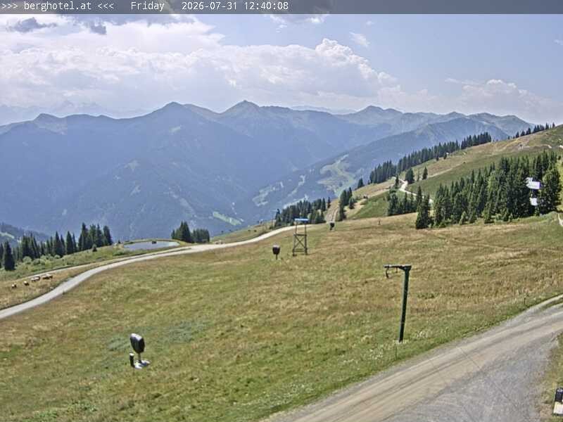 Archiv Foto Webcam Saalbach Hinterglemm - Berghotel Seidl-Alm