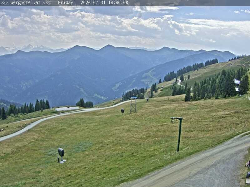 Archiv Foto Webcam Saalbach Hinterglemm - Berghotel Seidl-Alm
