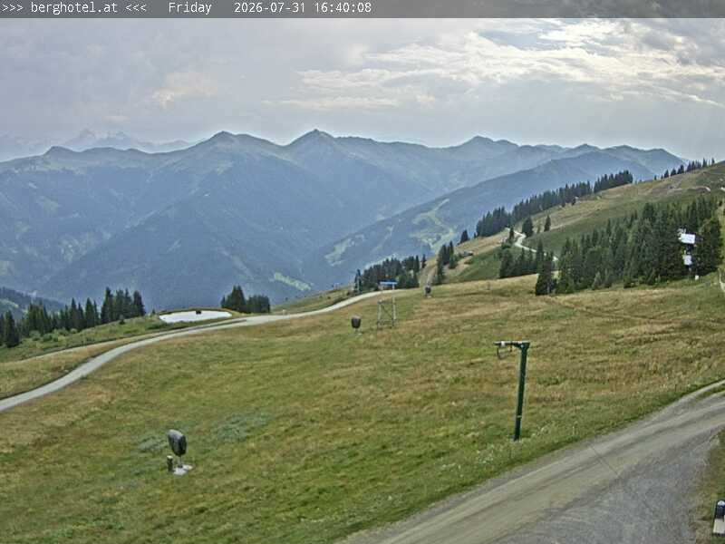 Archiv Foto Webcam Saalbach Hinterglemm - Berghotel Seidl-Alm