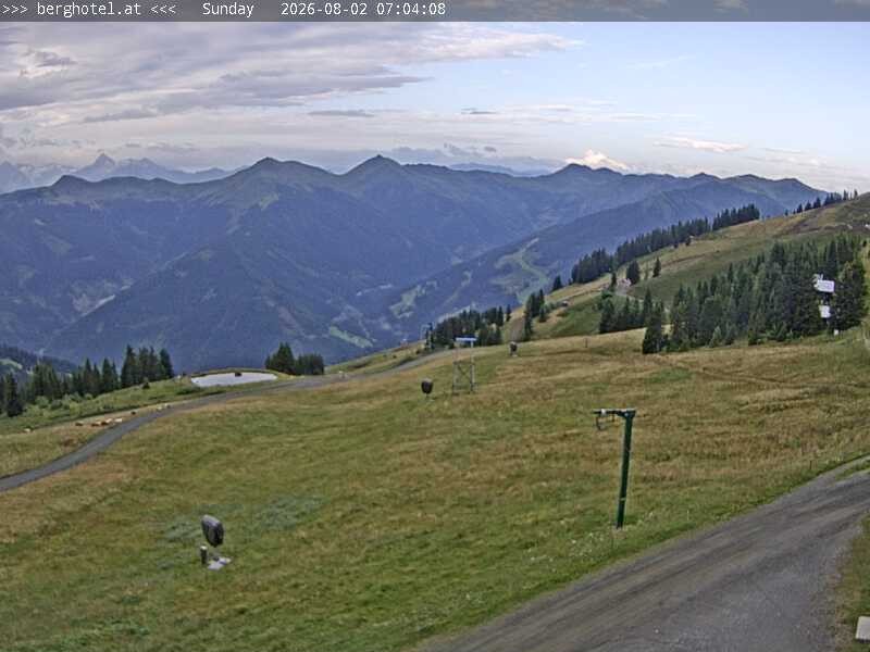 Archiv Foto Webcam Saalbach Hinterglemm - Berghotel Seidl-Alm