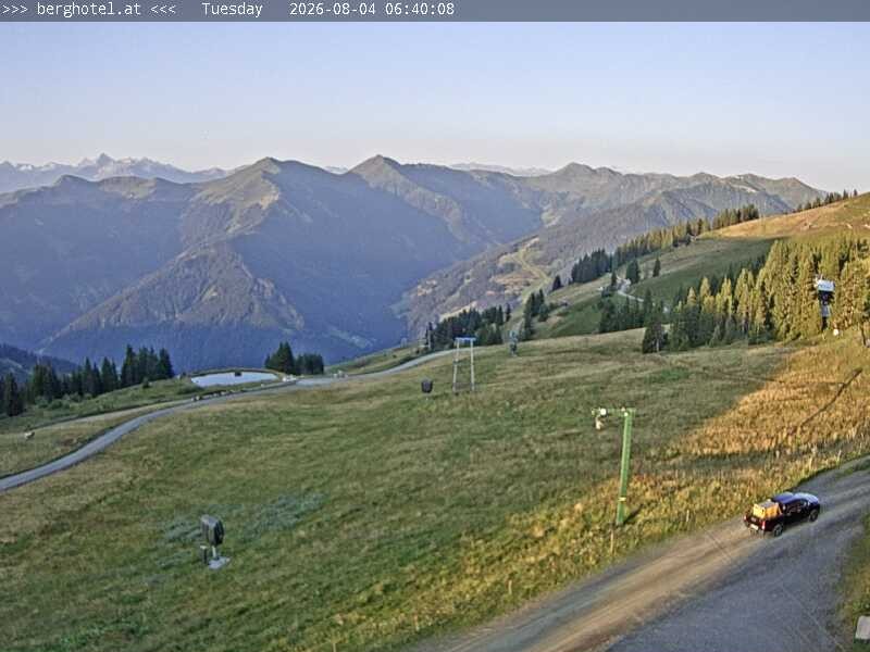 Archiv Foto Webcam Saalbach Hinterglemm - Berghotel Seidl-Alm